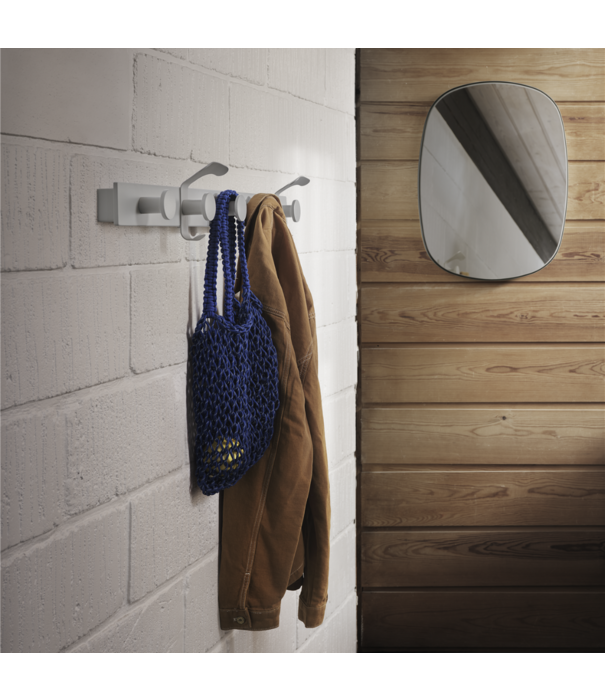 Muuto Muuto - Framed mirror small - grey