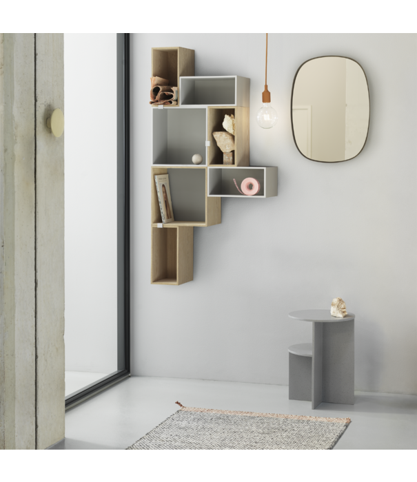 Muuto Framed mirror large taupe - taupe