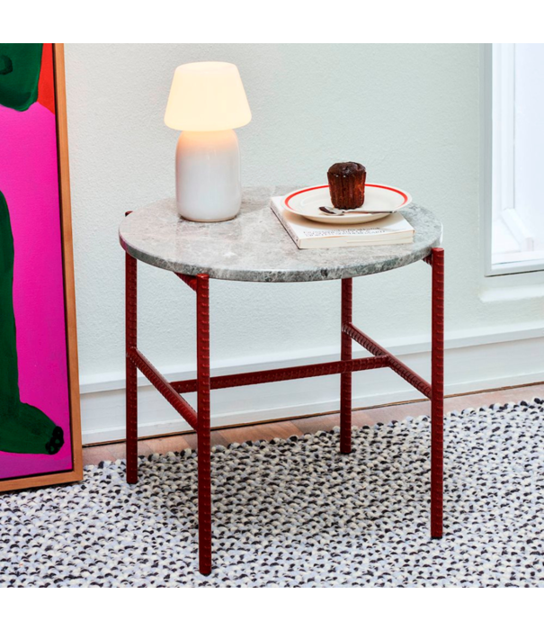 Hay  Hay - Rebar side table red - grey marble Ø45