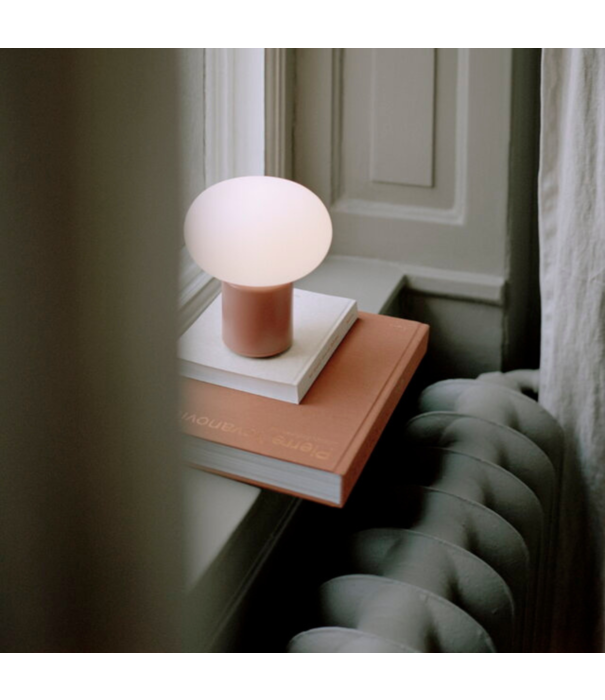 New Works  New Works -Karl-Johan portable table lamp