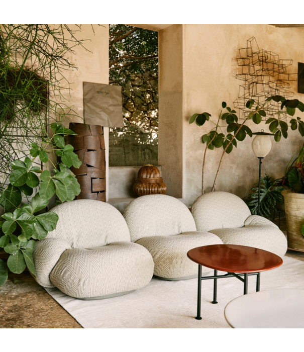 Gubi  Pacha Outdoor Hoes, Lounge Stoel