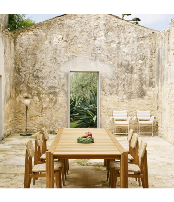 Gubi  Gubi - Atmosfera dining table natural teak 281 x 105