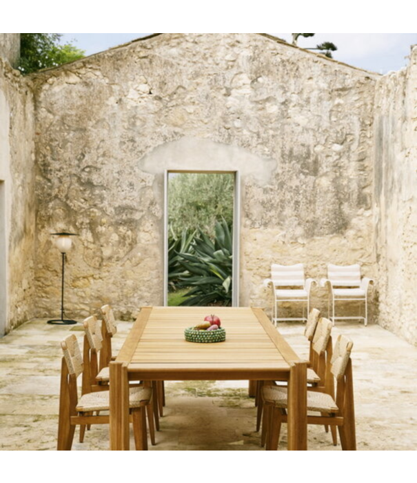 Gubi  Gubi - Tropique dining chair w/o fringes white / beige