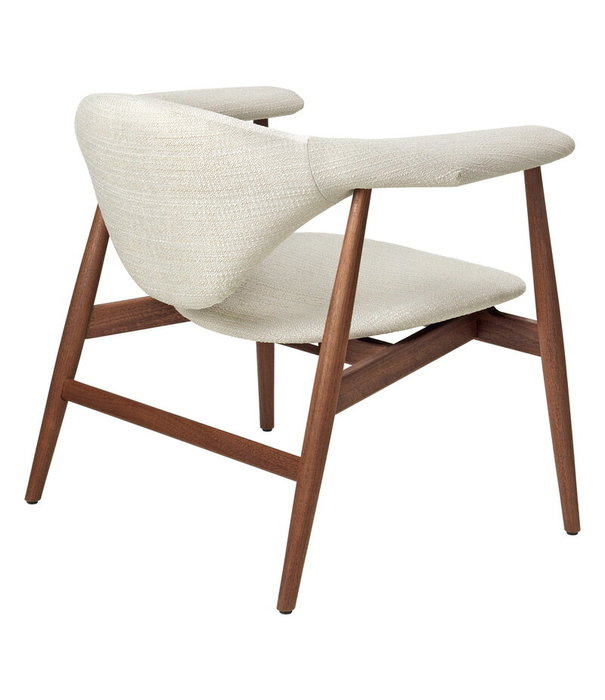 Gubi  Masculo Lounge Stoel Eero Special FR106,  walnoot onderstel