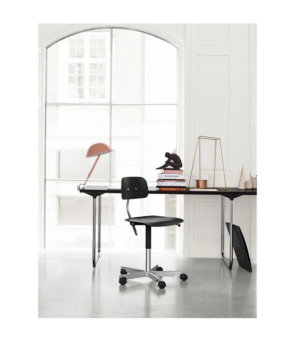 Montana Furniture  Montana - Kevi  2533 office chair