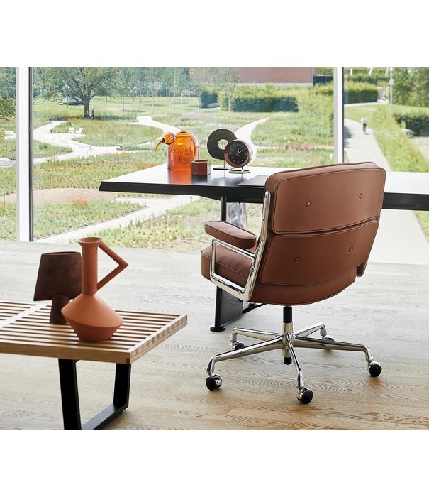 Vitra  Vitra Chronopak Klok walnoot