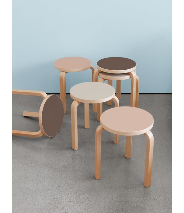 Artek  Artek - Stool 60 birch - seat mushroom linoleum