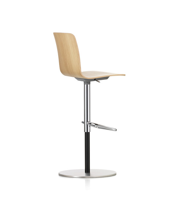 Vitra  Vitra  Hal Ply Barkruk eiken, chrome onderstel, hoogte verstelbaar