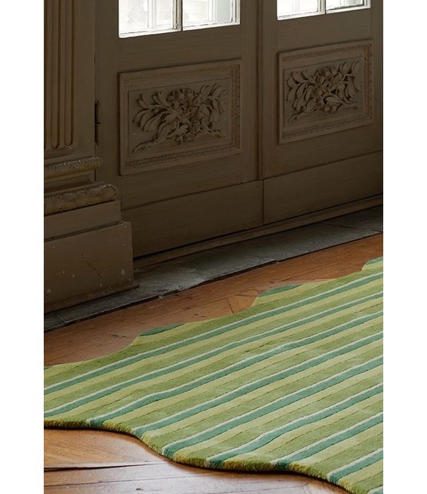 Layered  Layered Scallop Wool Rug