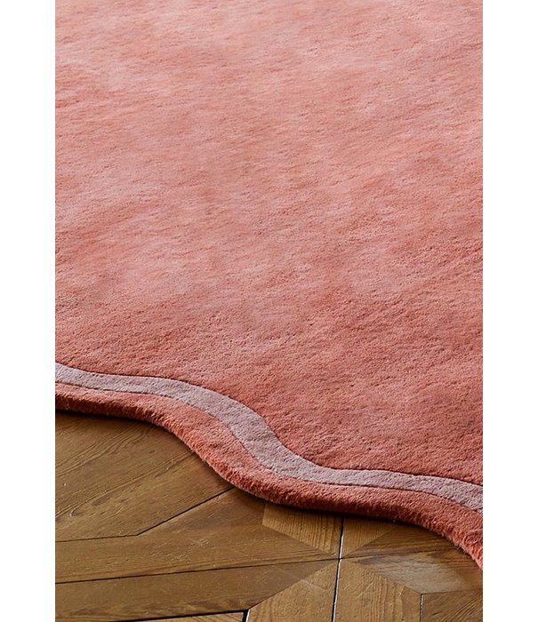 Layered  Scallop Wool Rug