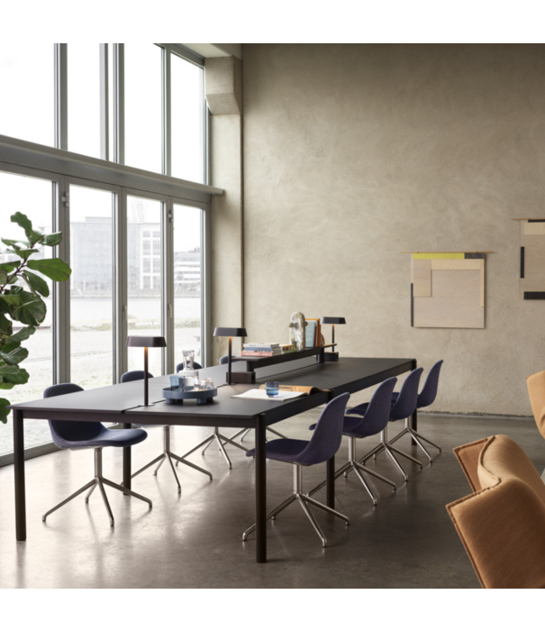 Muuto  Muuto Fiber Side Stoel Twill Weave 780, swivel met return