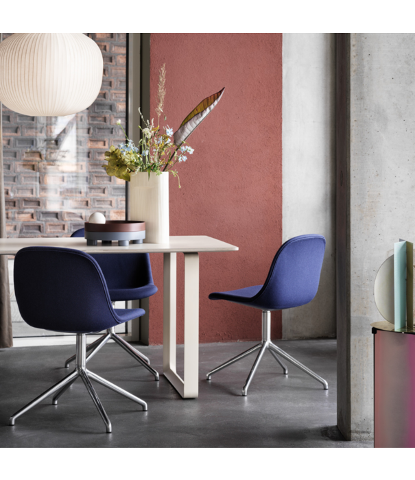 Muuto  Muuto Fiber Side Stoel Twill Weave 780, swivel met return