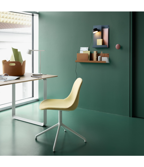 Muuto  Muuto Fiber Side Chair Twill Weave 780, swivel with return