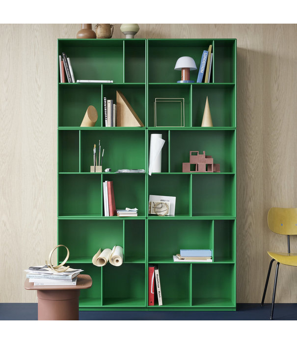 Montana Furniture  Read Boekenkast met plint