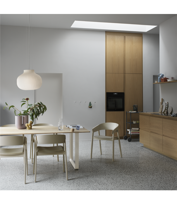 Muuto  Muuto Cover Dining Chair oak, seat cognac leather