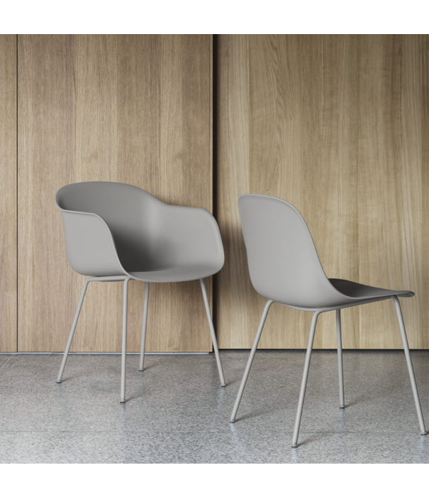Muuto  Muuto Fiber Armstoel grijs, slede voet