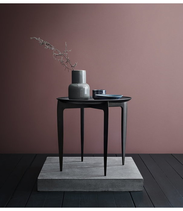 Fritz Hansen Fritz Hansen - Tray bijzettafel zwart eiken