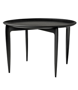 Fritz Hansen - Tray coffee table black oak Ø60