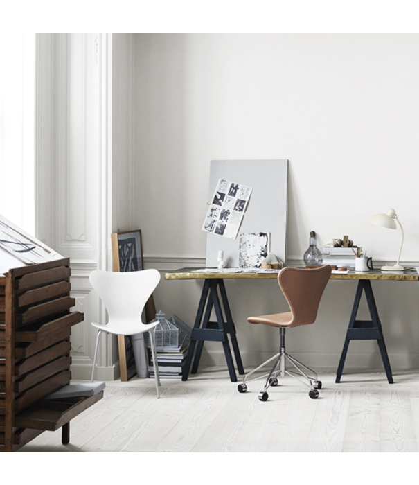 Fritz Hansen Fritz Hansen - Kaiser Idell 6556-T tafellamp