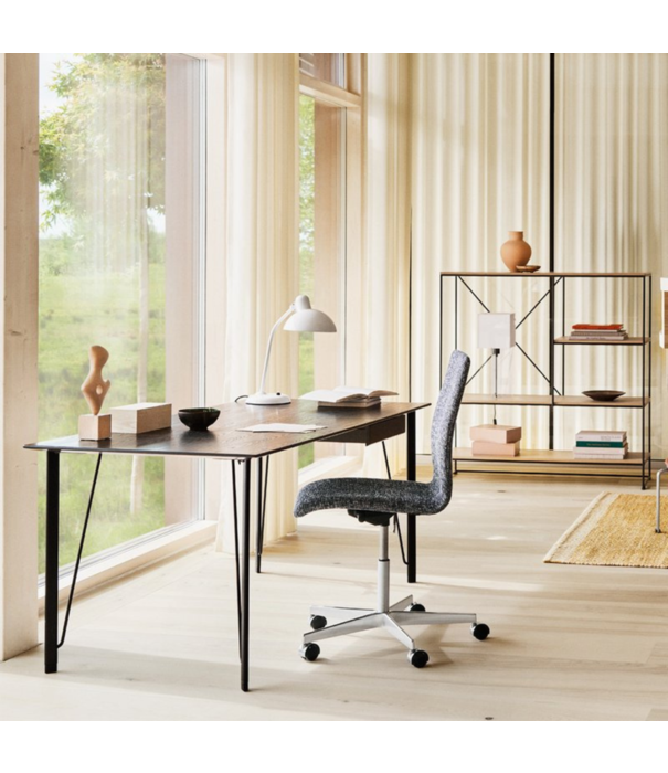 Fritz Hansen Fritz Hansen - FH3605 Bureau met document lade