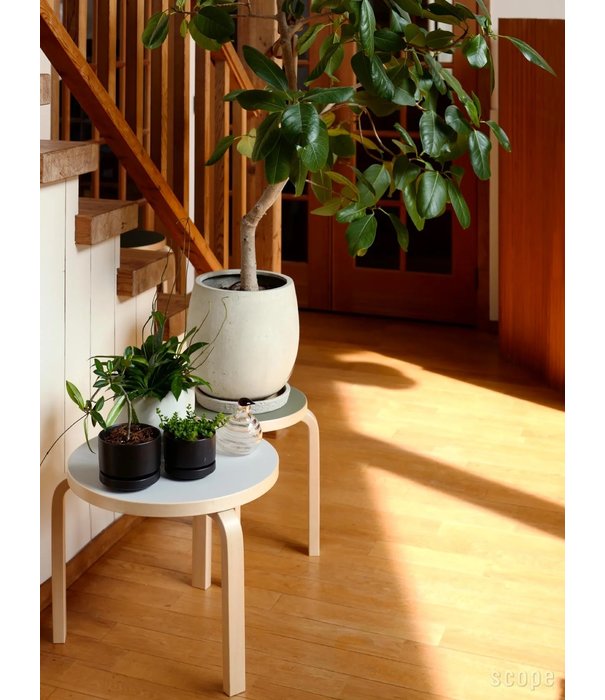 Artek  Artek Aalto 90D coffee table, round