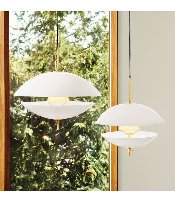 Fritz Hansen Clam Hanglamp wit / messing  Ø44