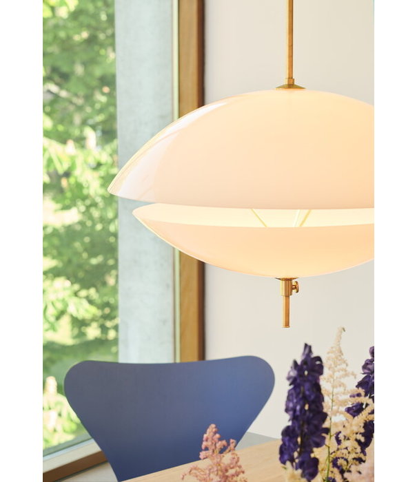 Fritz Hansen Clam Hanglamp wit / messing  Ø44