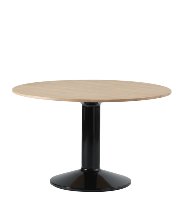 Muuto Midst Dining Table oiled oak, black base
