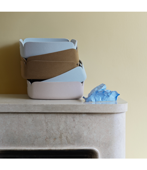 Muuto  Muuto Restore Tray brown green