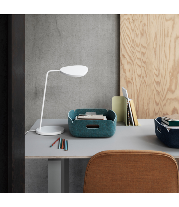 Muuto  Muuto Restore Tray brown green