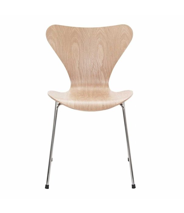 Fritz Hansen Fritz Hansen Series 7 Butterfly Chair wood, chrome base