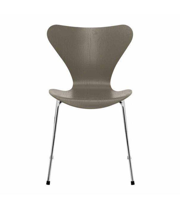 Fritz Hansen Fritz Hansen Series 7 Vlinderstoel gekleurd essen