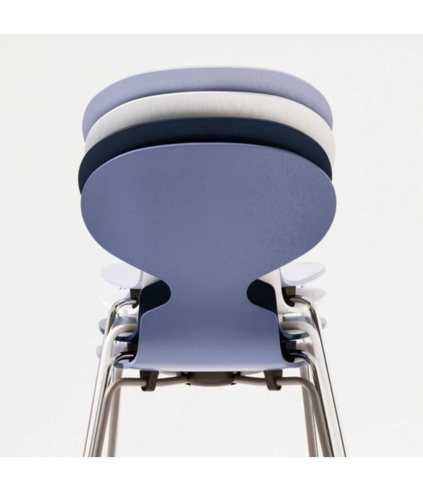 Fritz Hansen Fritz Hansen Ant Dining Chair lacquered, chrome