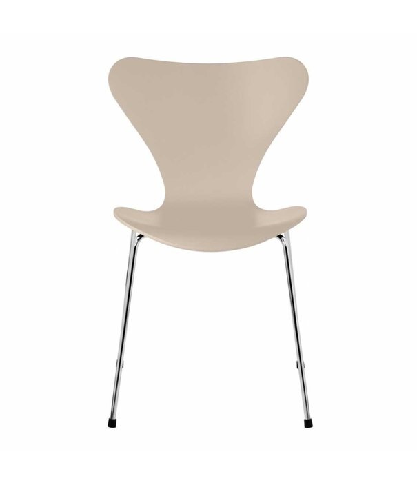 Fritz Hansen Fritz Hansen Series 7 Butterfly Chair lacquered, chrome