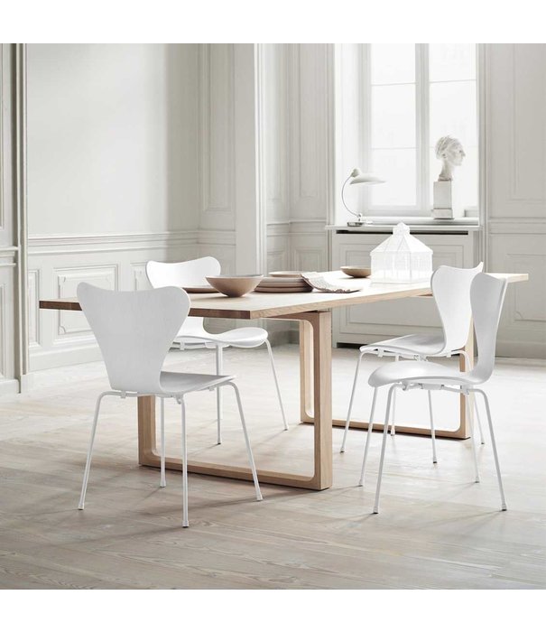 Fritz Hansen Fritz Hansen Series 7 Vlinderstoel monochrome