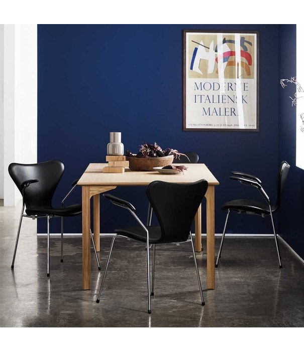 Fritz Hansen Fritz Hansen Series 7 Vlinderstoel met arm, gekleurd essen