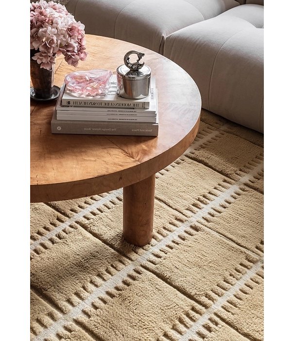 Layered  Layered Swedish Homage, Lilly Rug mustard