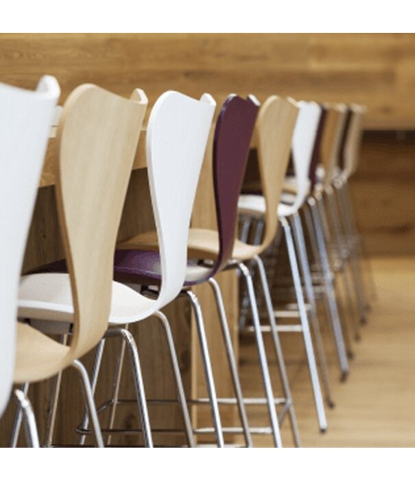 Fritz Hansen Fritz Hansen - Series 7 Barkruk H76