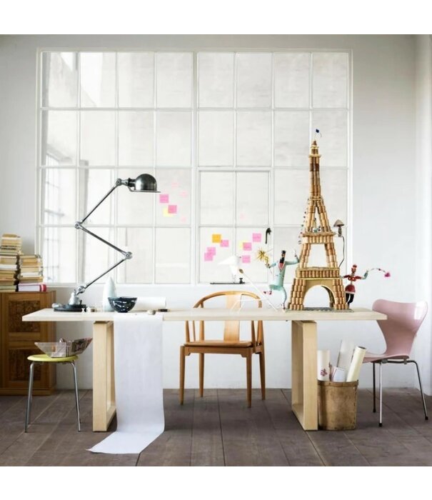 Fritz Hansen Fritz Hansen China Chair cherry, seat natural leather