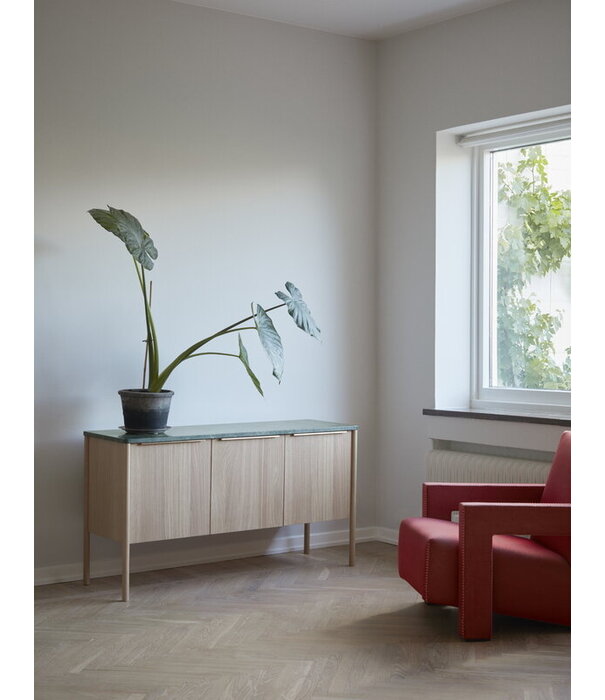 Fritz Hansen Fritz Hansen - JUT Cabinets green marble