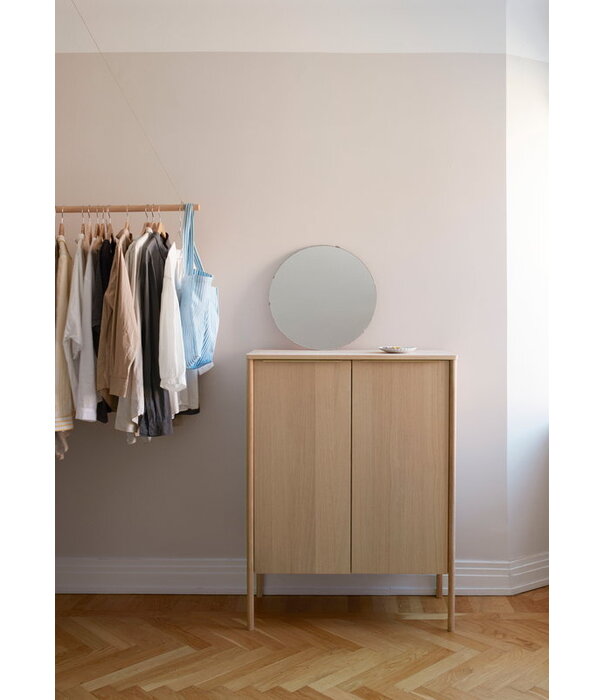 Fritz Hansen Fritz Hansen - Jut high cabinet eiken