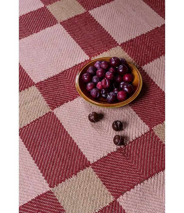 Layered  Layered Evelina Kroon Plum Punch Rug