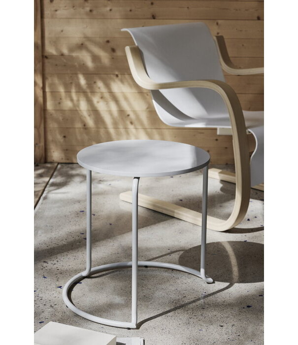 Artek  Artek - Side Table 606 grey bijzettafel, anniversary edition