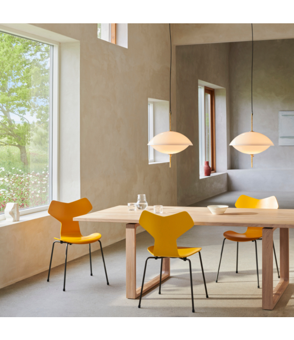 Fritz Hansen Fritz Hansen Grand Prix Stoel hout, chrome poten