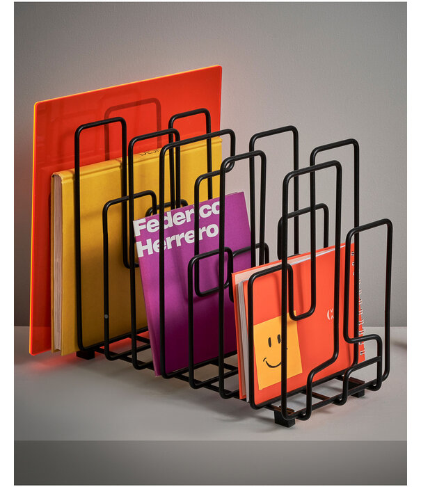 Maze  Maze - In the neighbourhood magazine rack steel