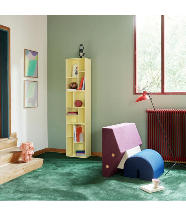 Montana Furniture   Loom Boekenkast met plint 7cm