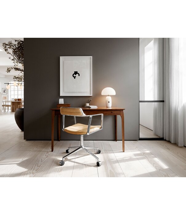 Vipp  Vipp - 452 swivel chair polished  aluminium - leather + castors