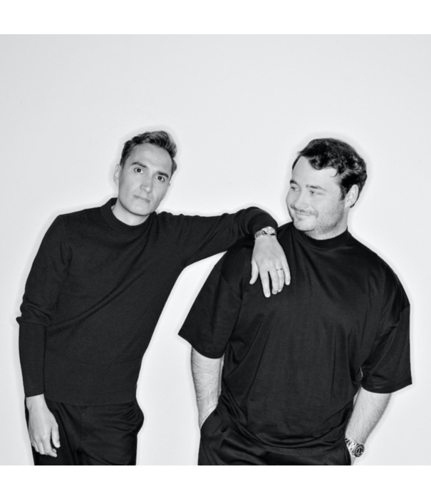 New Works  New Works May Outdoor Stoel