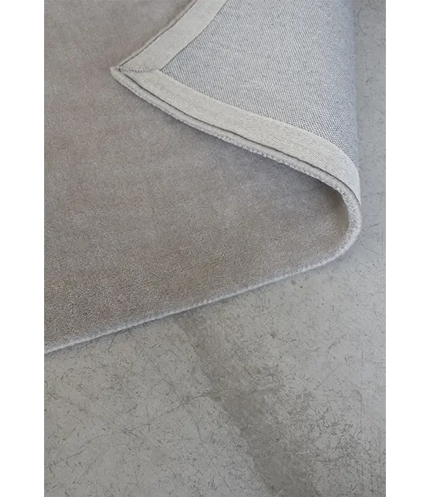 Layered  Layered - Classic Solid Wool Rug True Greige