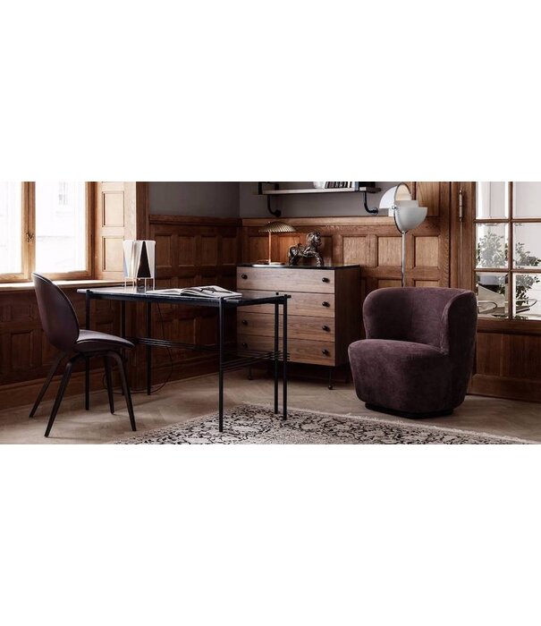 Gubi  Gubi - TS Desk white Carrara marble, polished frame